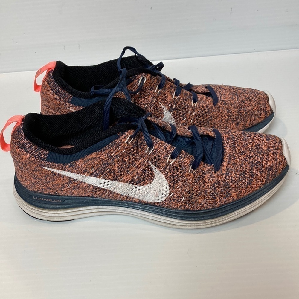 Nike flyknit lunar 1